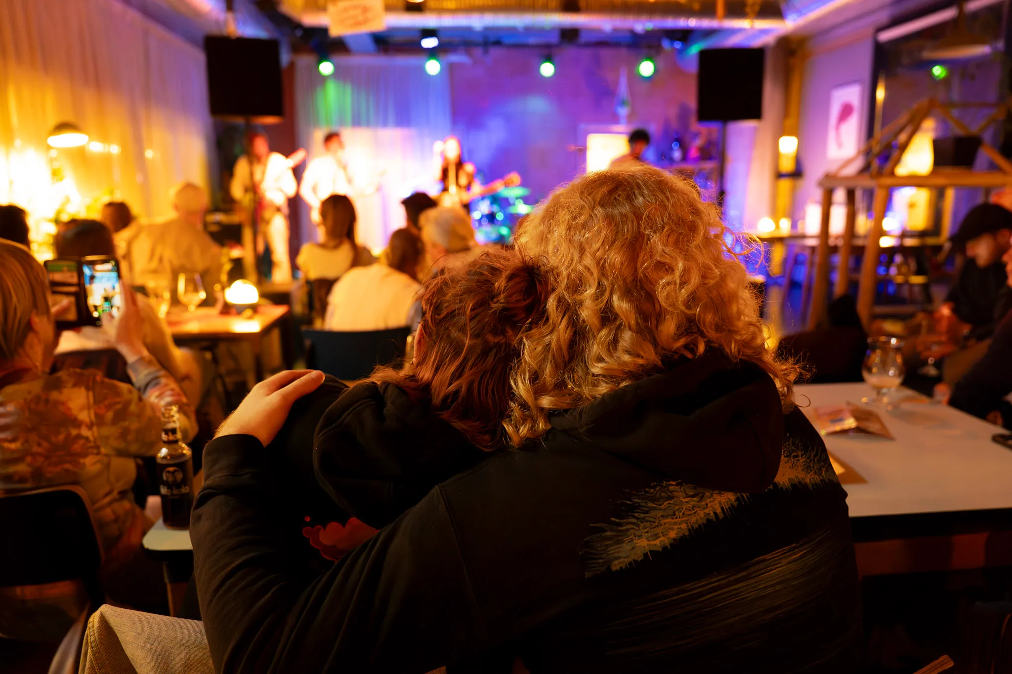 Optreden Honey Rebel — fotografie door Kim & Louis