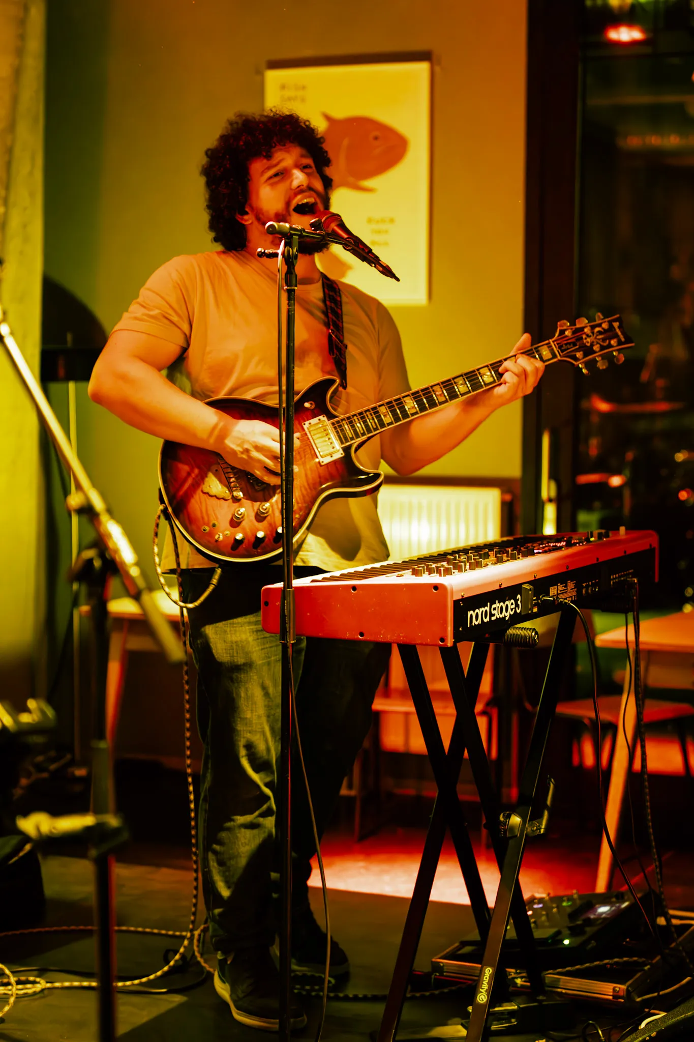 Optreden Honey Rebel — fotografie door Kim & Louis